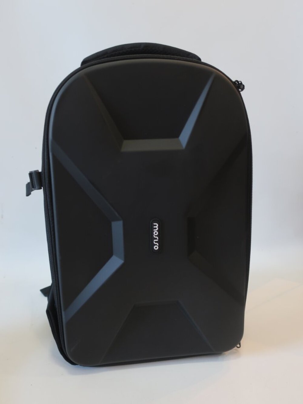 NWOT Unisex Mosiso Black Hardshell Waterproof Camera Accessory Gear Backpack